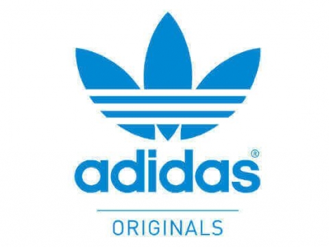 阿迪達斯運動產品展示